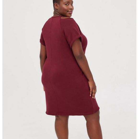 Torrid Burgundy Mini Cozy Fleece Cold Shoulder Dress - Picture 4 of 9